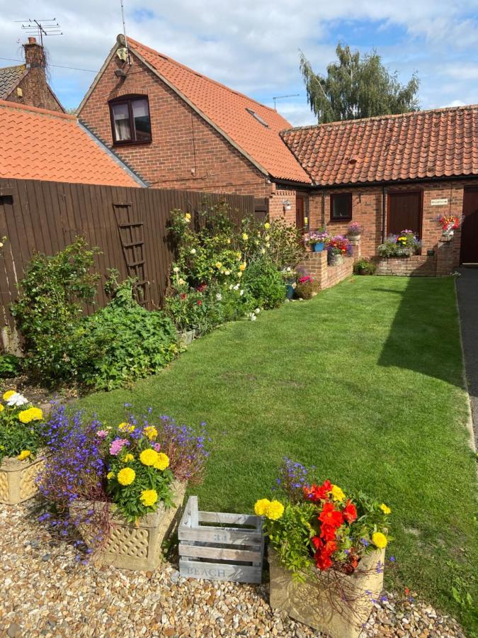 Willow Tree Cottages Newark-on-Trent  ภายนอก รูปภาพ